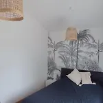 Maison En Pierre Avec Sa Piscine Chauffee *