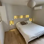 Maison En Pierre Avec Sa Piscine Chauffee 빌라 르보우스캣