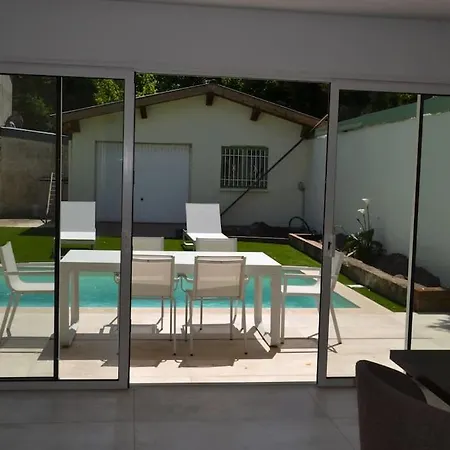 Maison En Pierre Avec Sa Piscine Chauffee 빌라 *