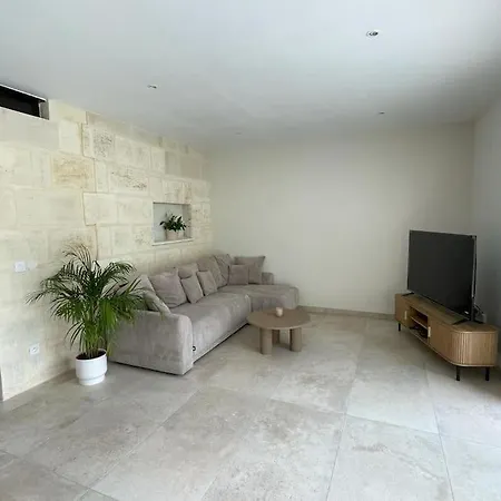 Vila Maison En Pierre Avec Sa Piscine Chauffee *