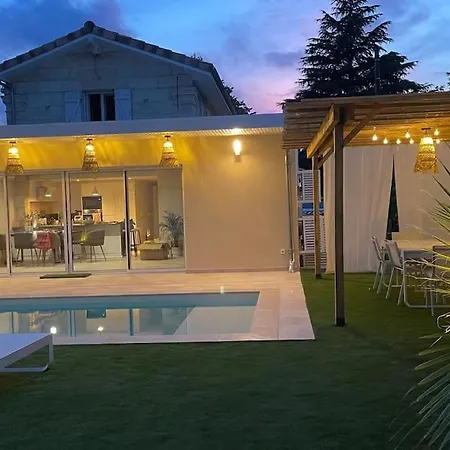 Villa Maison En Pierre Avec Sa Piscine Chauffee *